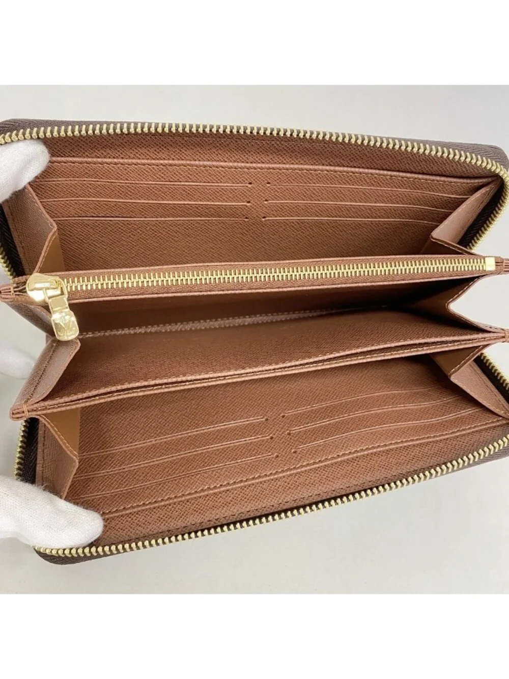 Louis Vuitton Wallet Monogram Zippy Brown
